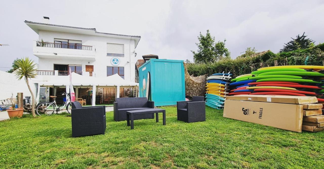 Llanes Surfcamp & Hostel エクステリア 写真