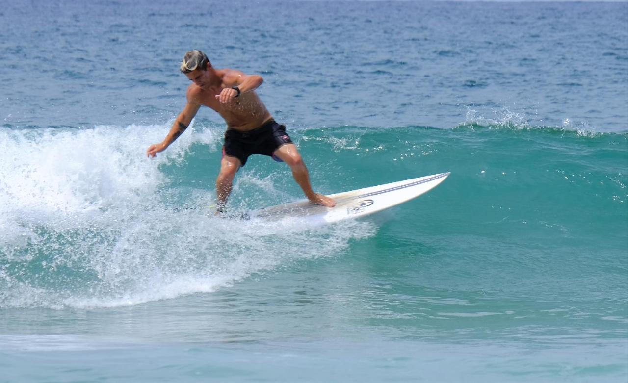Llanes Surfcamp & Hostel エクステリア 写真
