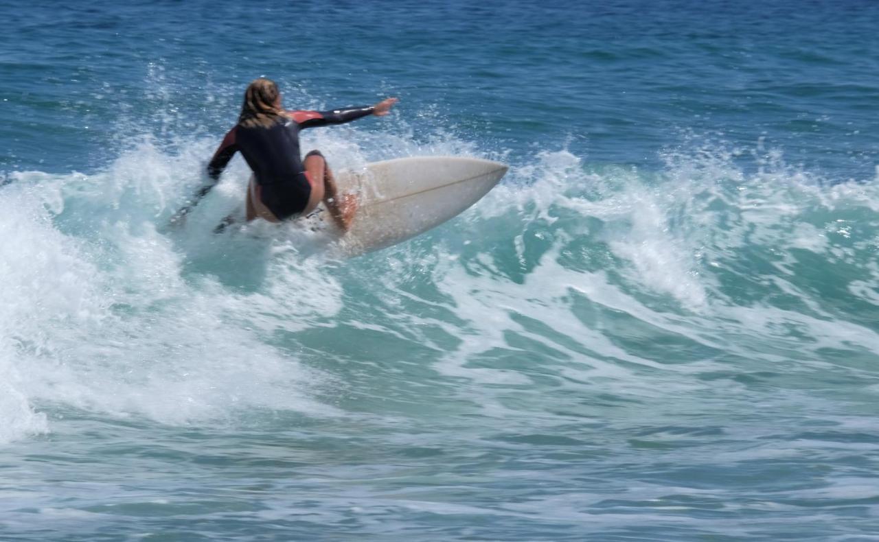 Llanes Surfcamp & Hostel エクステリア 写真