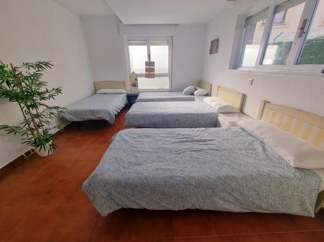 Llanes Surfcamp & Hostel エクステリア 写真