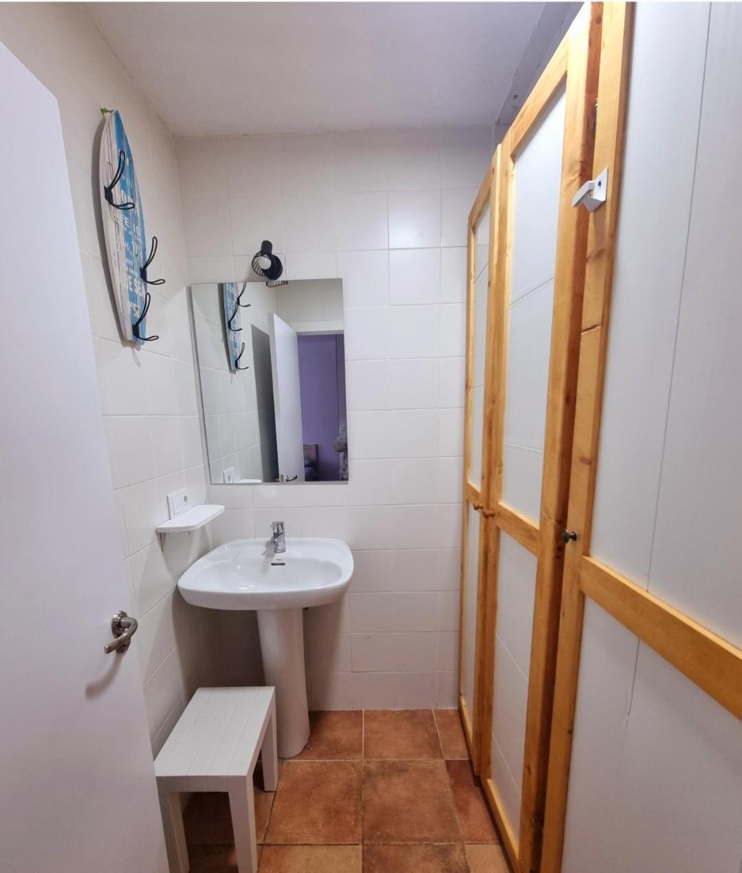 Llanes Surfcamp & Hostel エクステリア 写真